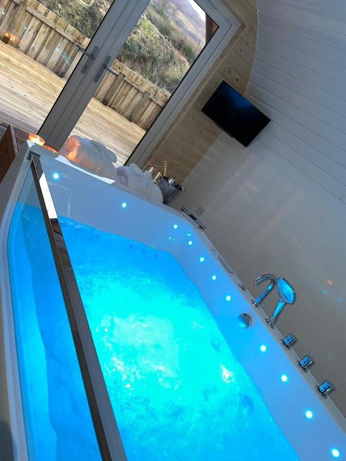 Apex Studio Pod & Jacuzzi Bath Fort William Exteriér fotografie